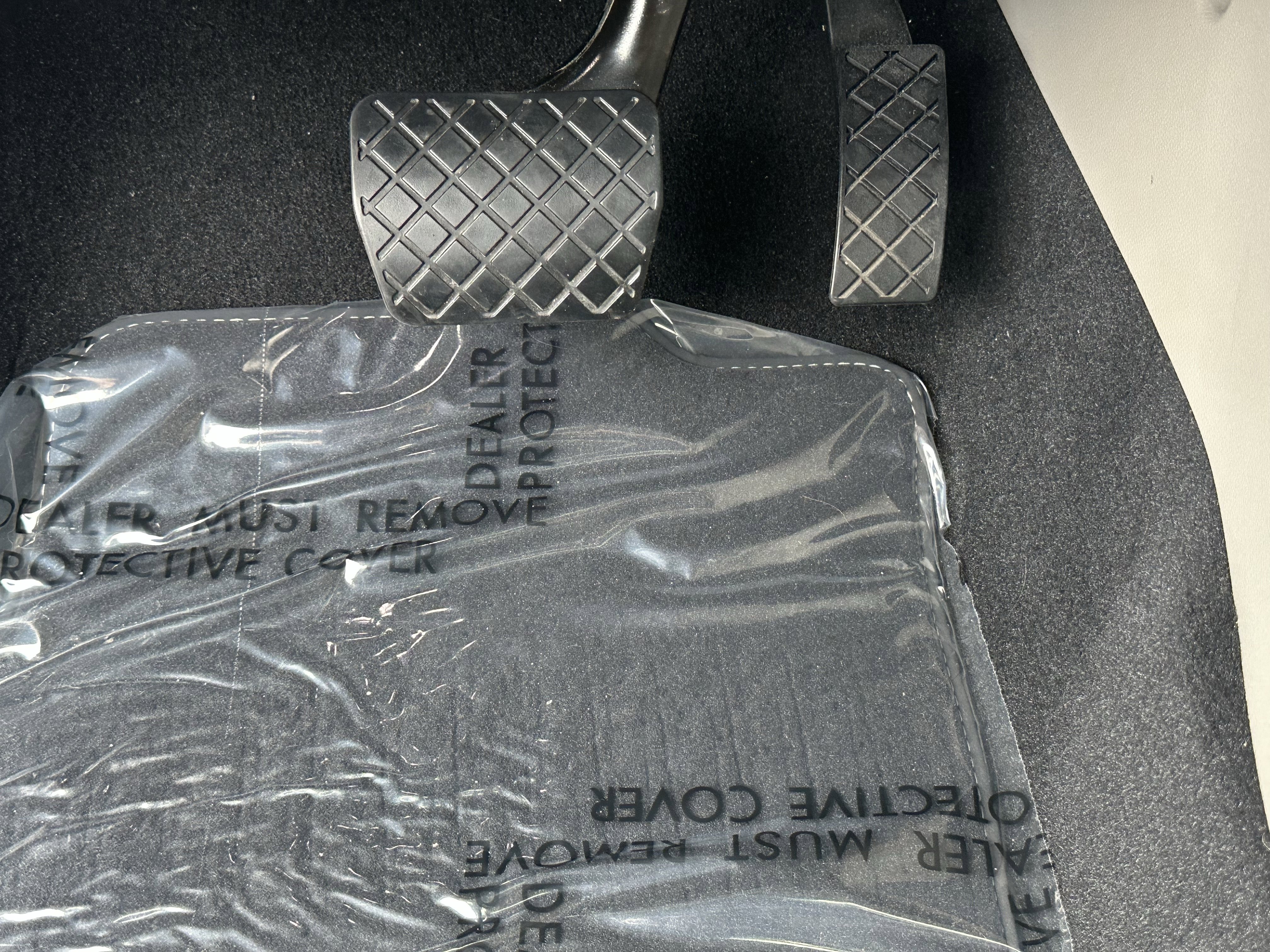 Used 2022 Volkswagen Atlas SE w/ Black Wheel Package image 19