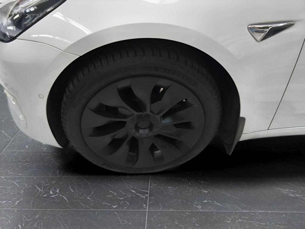 Used 2020 Tesla Model 3 Long Range AWD/4WD image 28