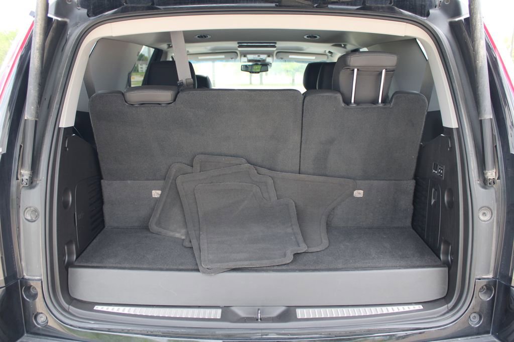 Used 2015 Cadillac Escalade Luxury AWD/4WD image 15