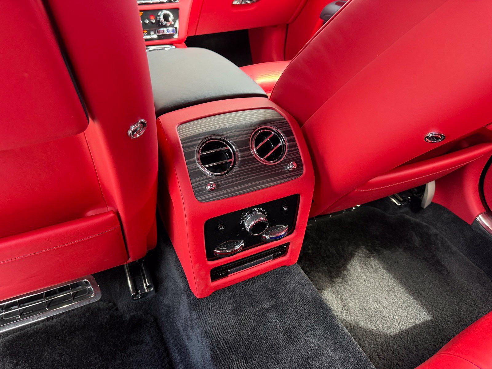 Used 2022 Rolls-Royce Ghost w/ Ghost Package AWD/4WD image 53