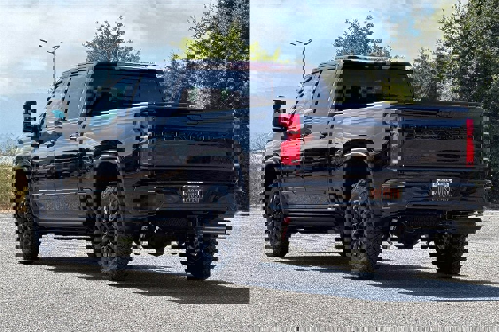 New 2025 Chevrolet Silverado 2500 High Country w/ High Country Premium Package image 6