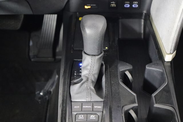 Used 2025 Toyota Camry LE FWD image 24
