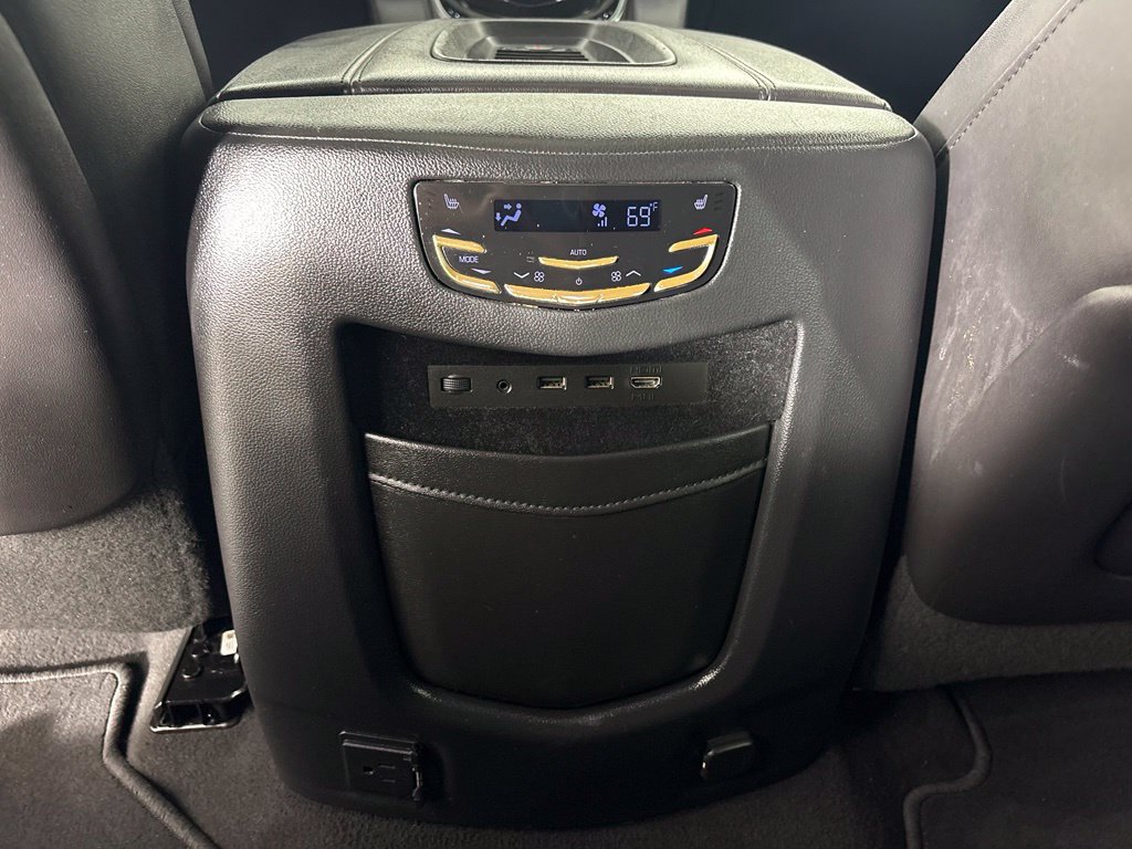 Used 2019 Cadillac Escalade Luxury AWD/4WD image 53