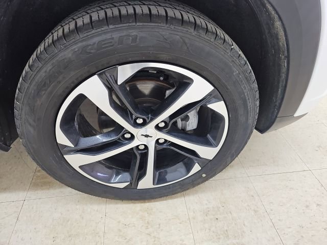 Used 2024 Chevrolet Trax RS w/ Driver Confidence Package image 6