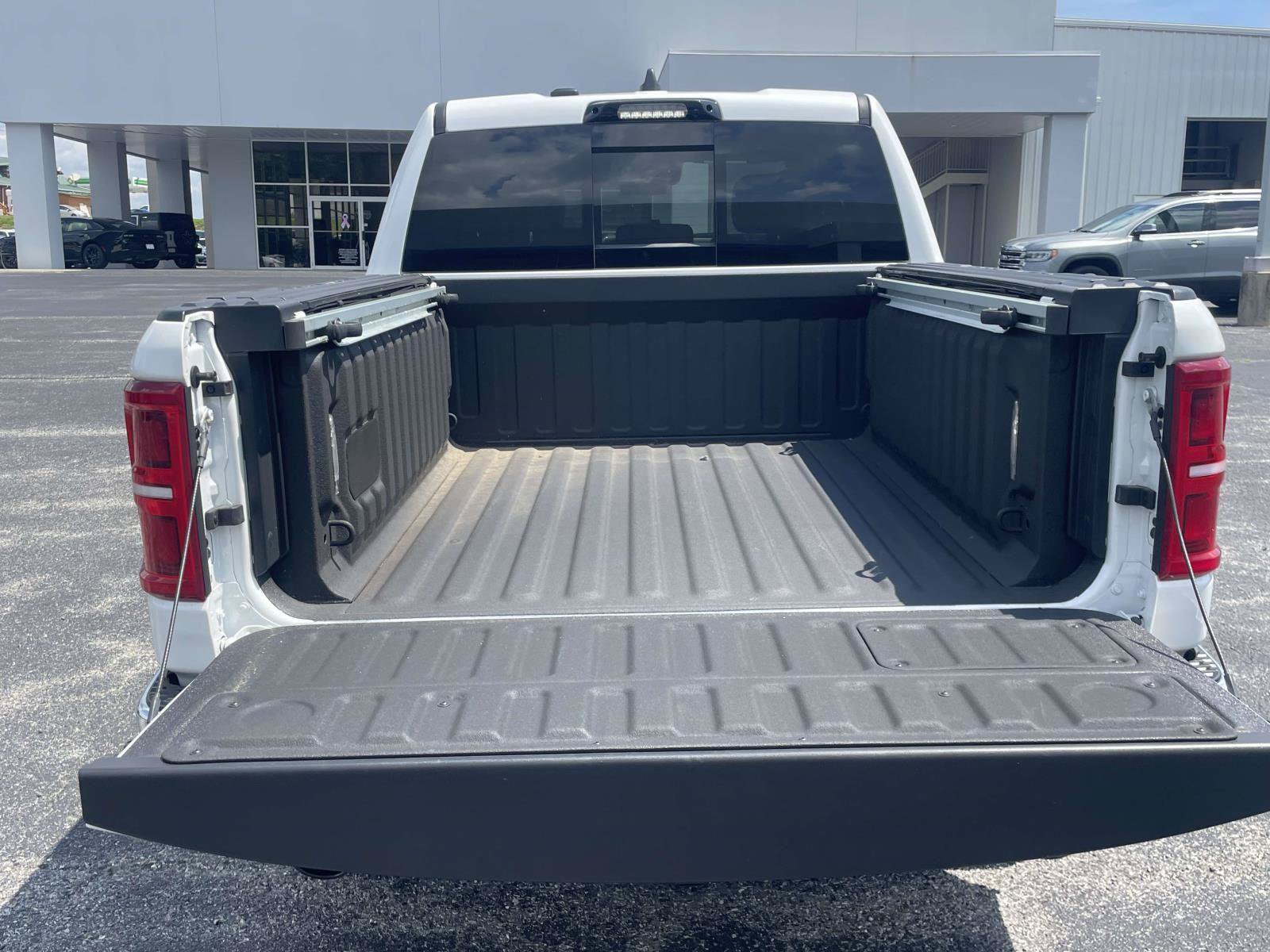 Certified 2025 RAM 1500 Limited AWD/4WD image 8
