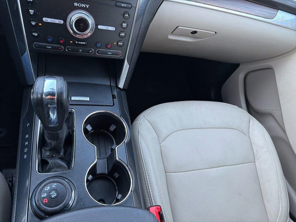 Used 2019 Ford Explorer Limited w/ Class III Trailer Tow Package image 21