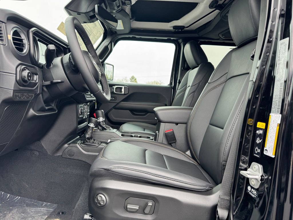 New 2026 Jeep Gladiator Sport AWD/4WD image 15