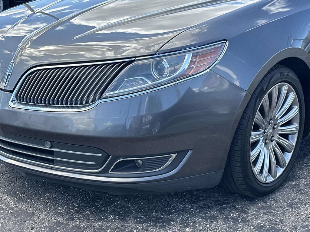 Used 2015 Lincoln MKS AWD w/ Equipment Group 101A image 8
