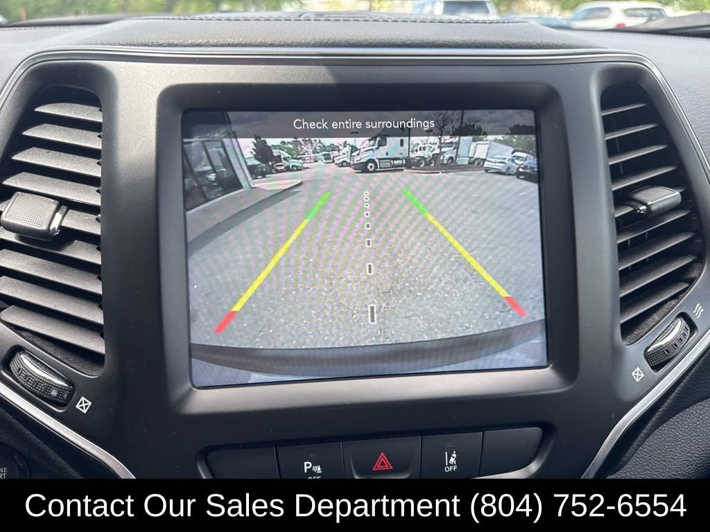 Used 2021 Jeep Cherokee Latitude Lux w/ Comfort/Convenience Group AWD/4WD image 22