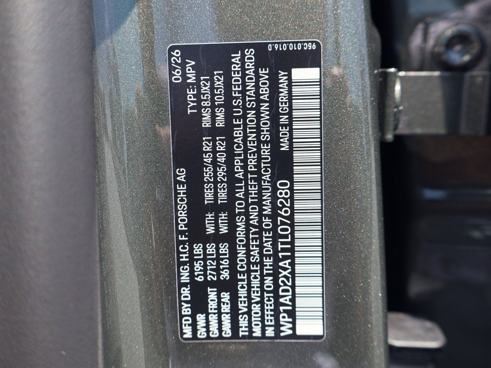 New 2026 Porsche Macan Turbo Electric RWD image 26