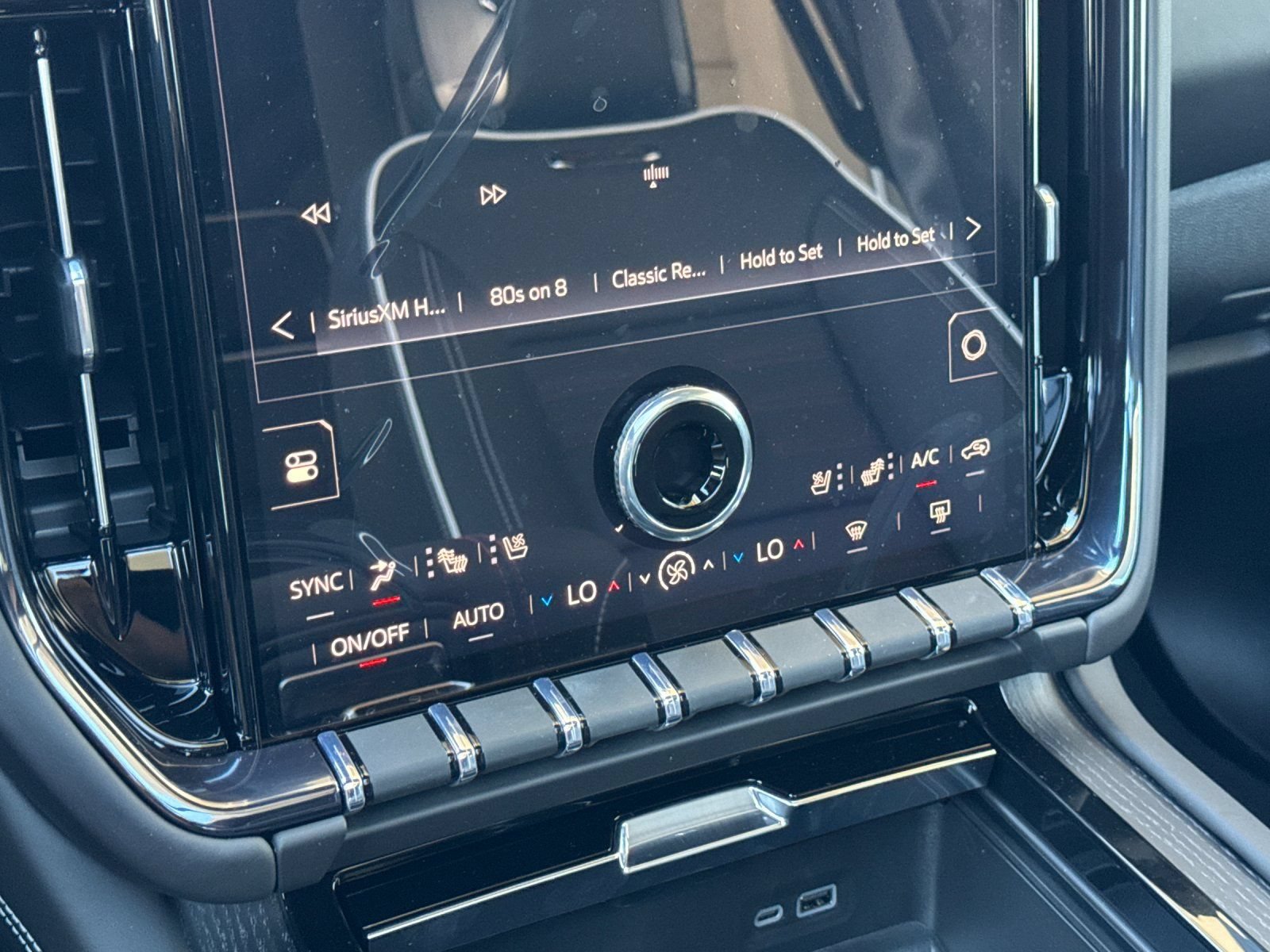 New 2026 GMC Yukon AT4 Ultimate AWD/4WD image 22
