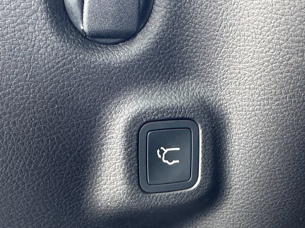 New 2026 Jeep Compass Latitude AWD/4WD image 14