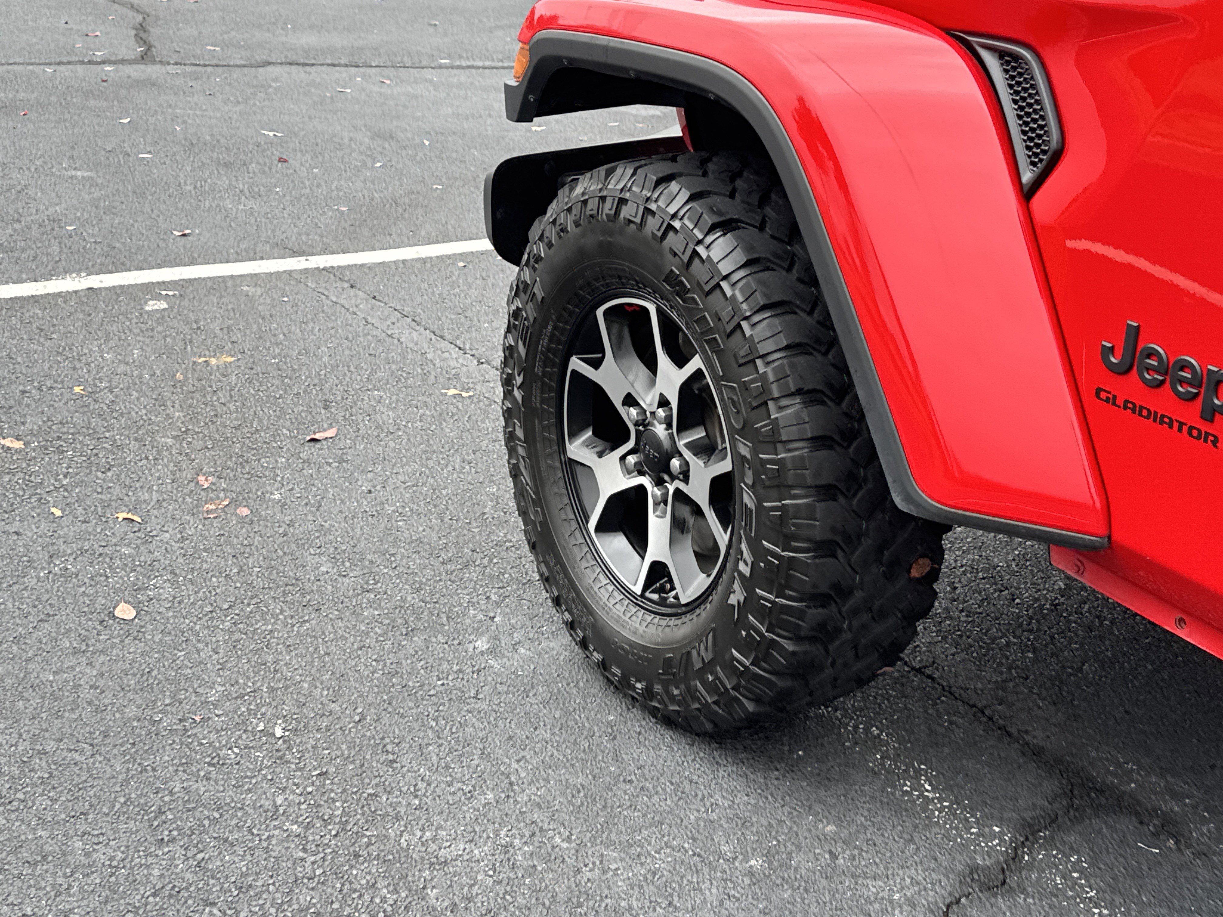 Used 2023 Jeep Gladiator Sport image 35