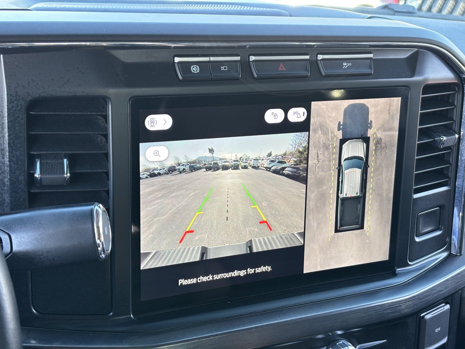 Used 2024 Ford F250 Lariat image 6