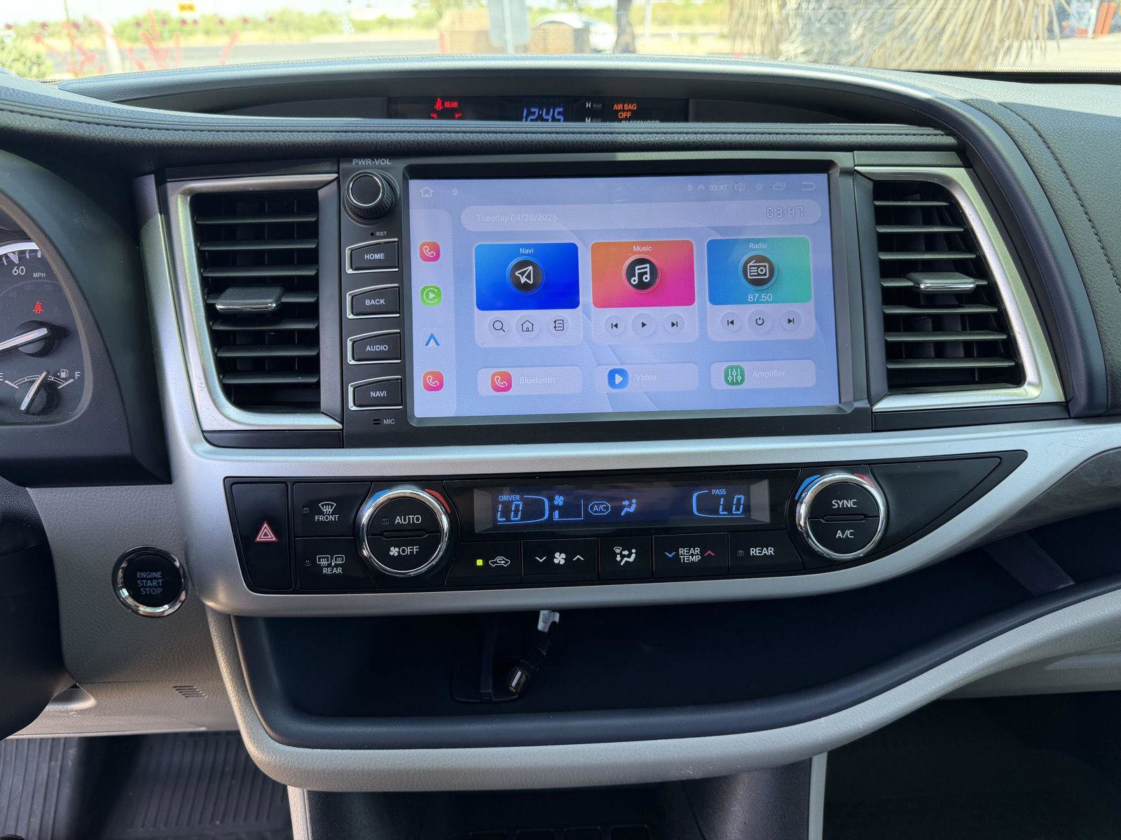 Used 2017 Toyota Highlander Limited AWD/4WD image 23