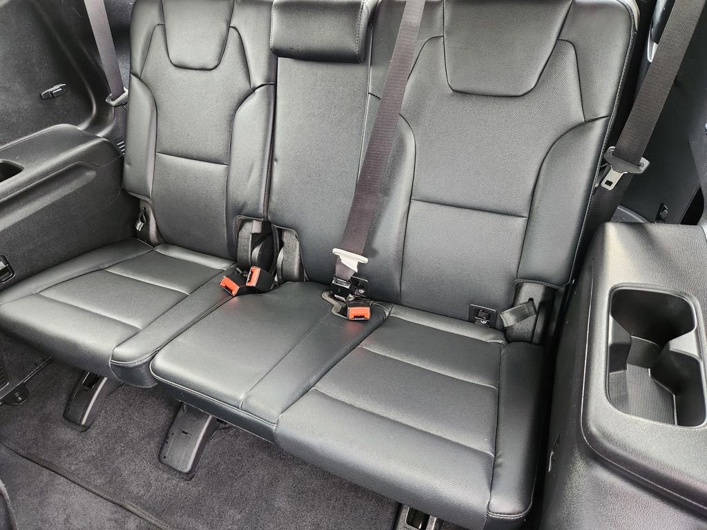 Certified 2025 Kia Telluride EX w/ EX Captain's Chair Package image 12