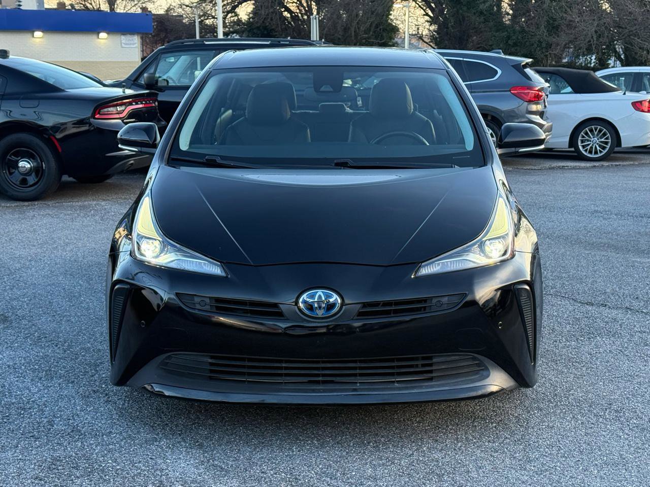 Used 2021 Toyota Prius XLE image 6
