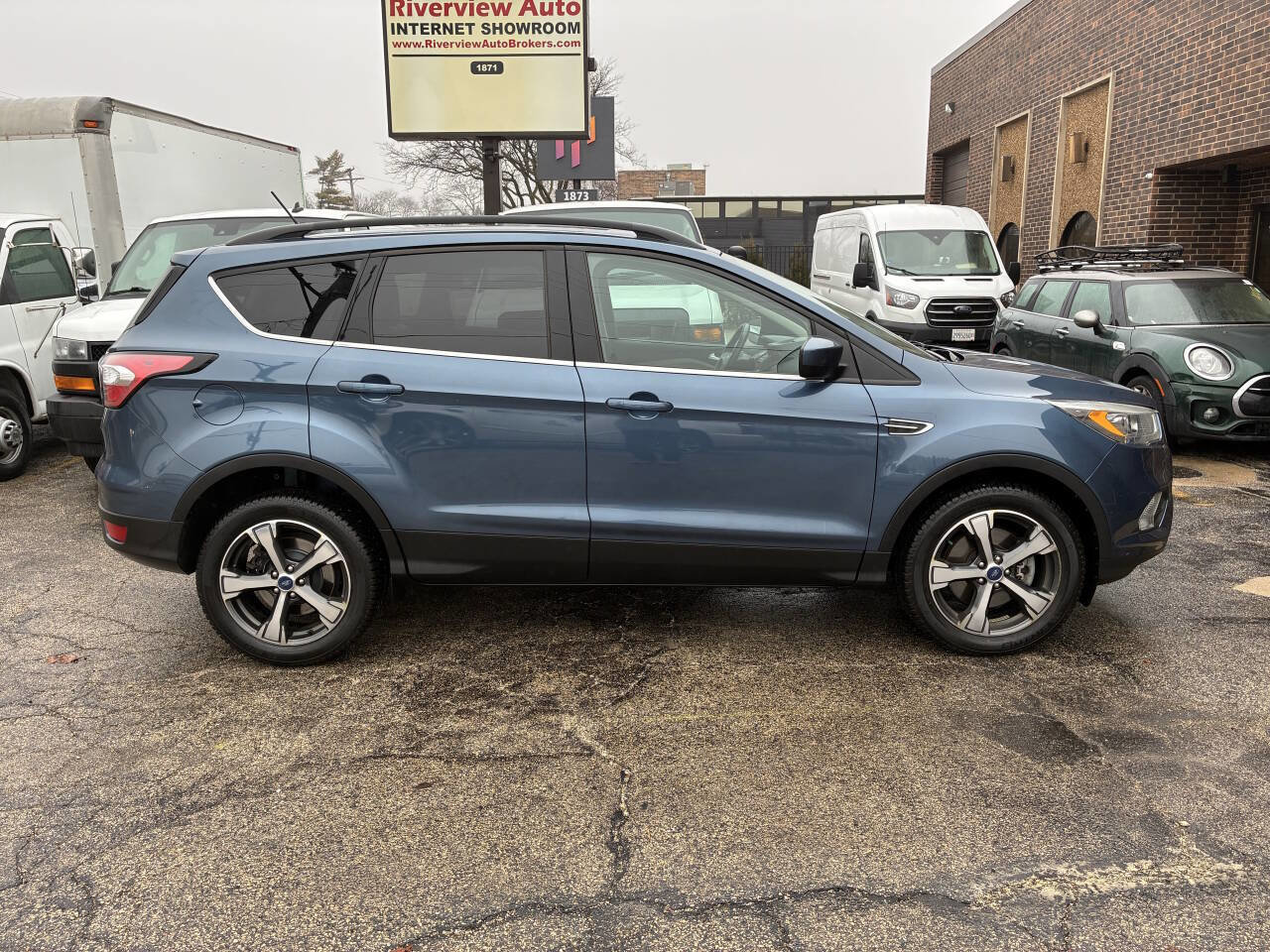 Used 2018 Ford Escape SEL w/ Ford Safe & Smart Package image 3