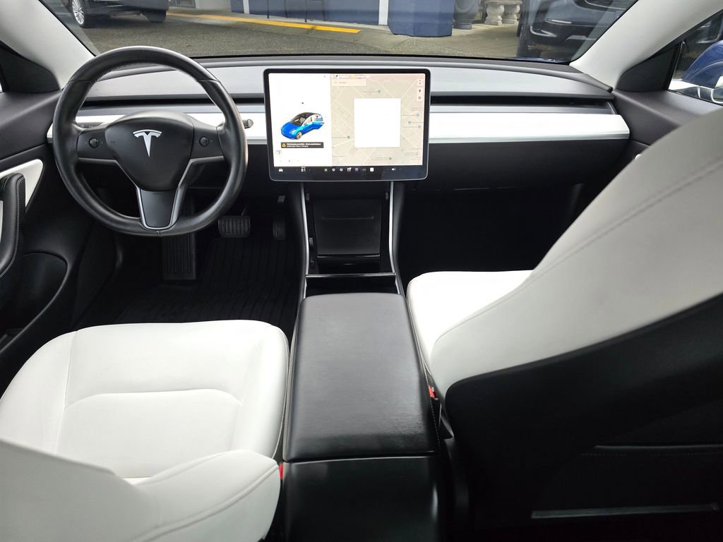 Used 2019 Tesla Model 3 Standard Range image 20