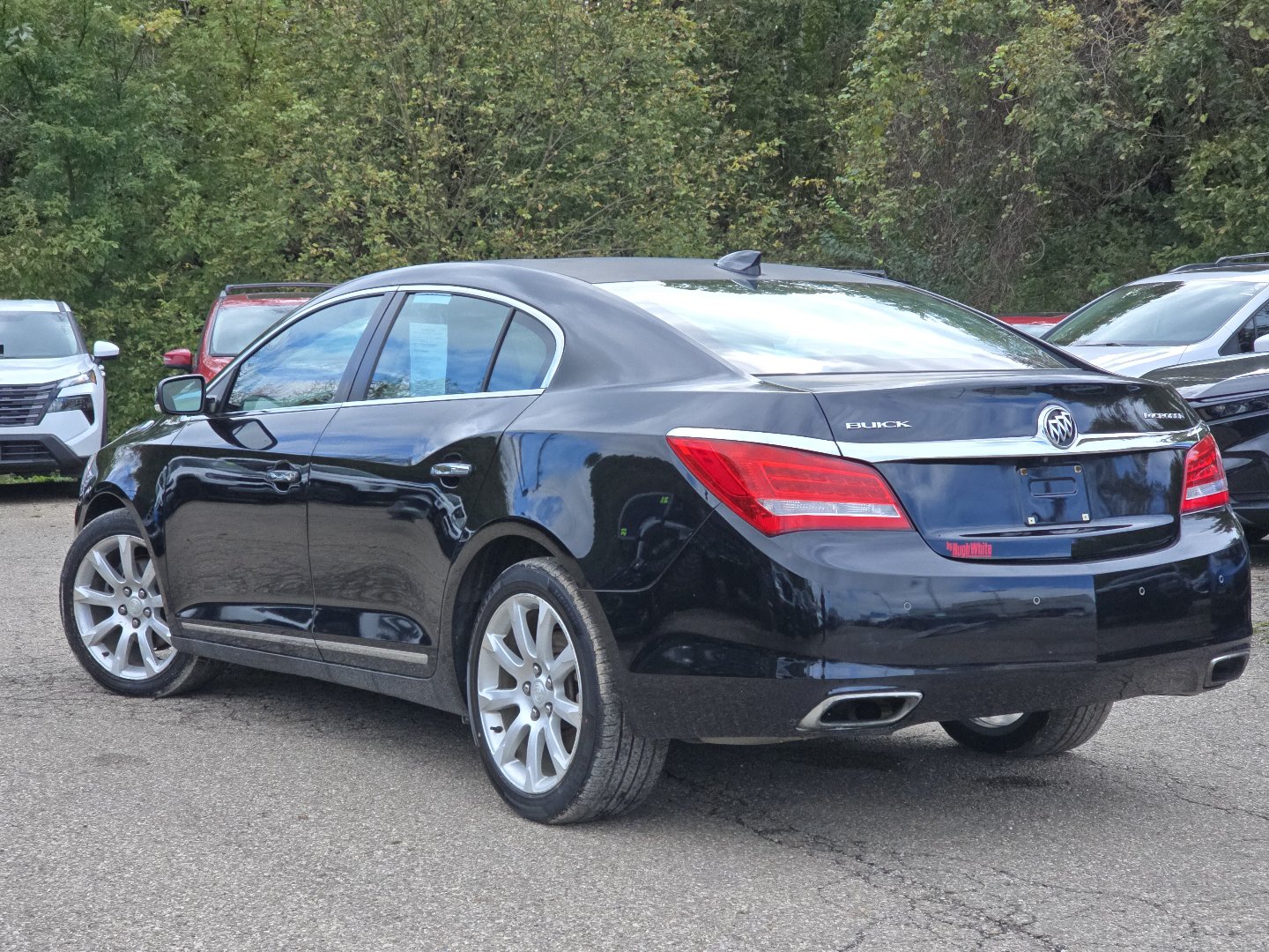 Used 2016 Buick LaCrosse Premium w/ Driver Confidence Package #1 FWD image 18