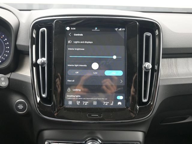 New 2026 Volvo XC40 B5 Ultra w/ Protection Package Premier AWD/4WD image 15