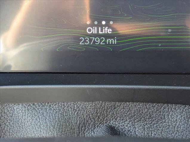 Used 2023 Jeep Grand Cherokee Trailhawk image 11