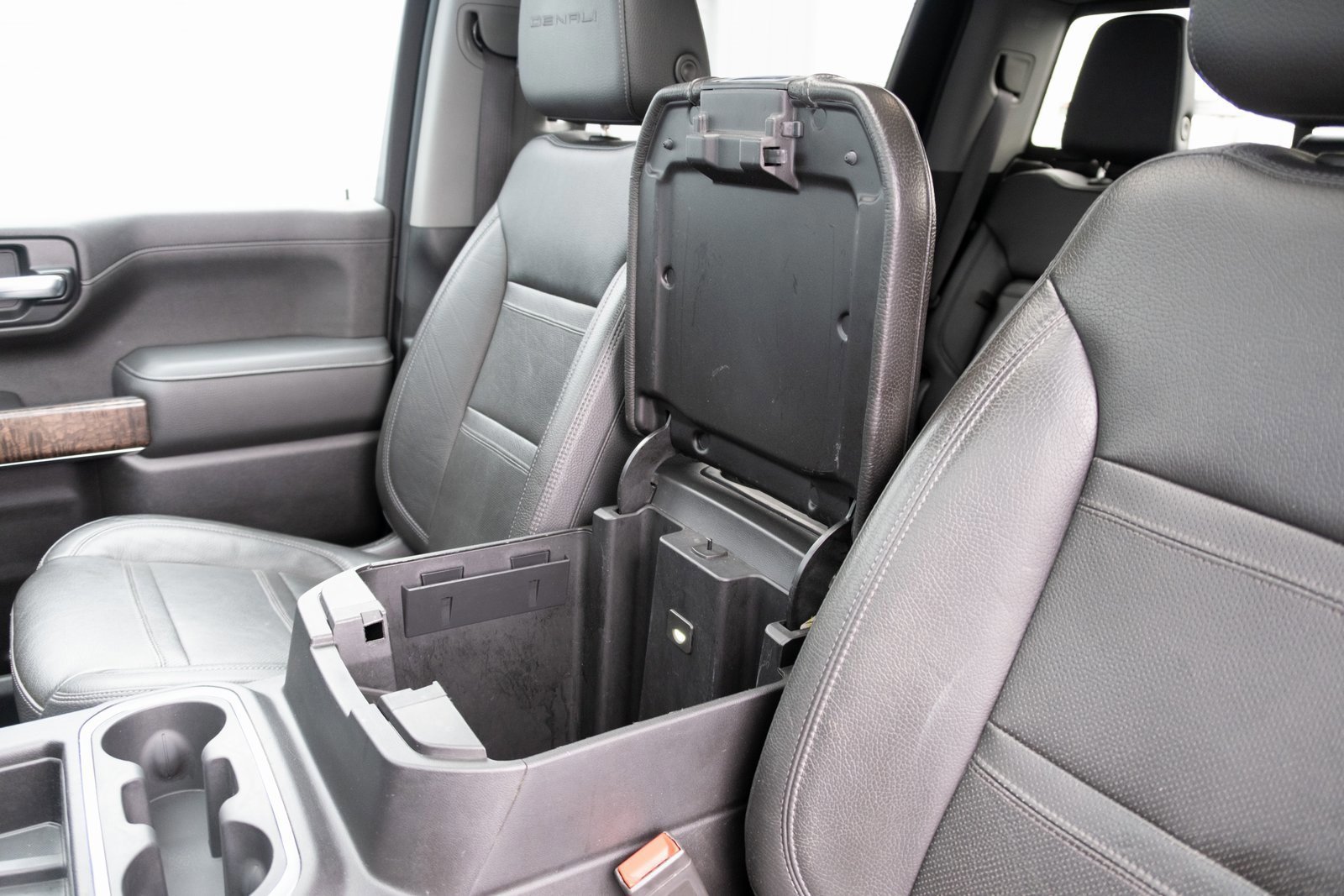 Used 2020 GMC Sierra 1500 Denali image 9