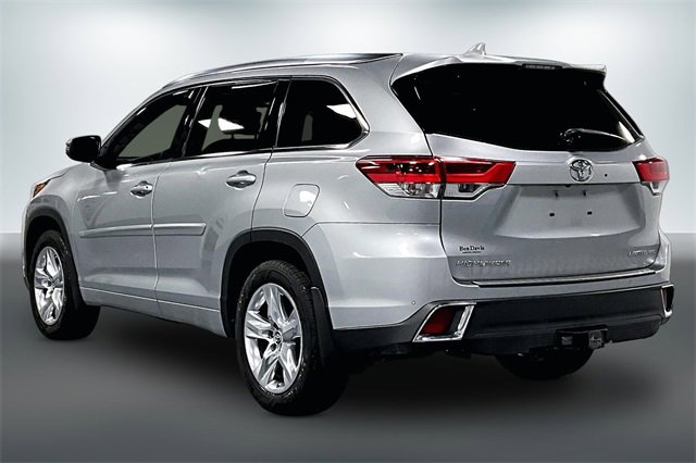 Used 2017 Toyota Highlander Limited w/ Protection Package #3 image 6