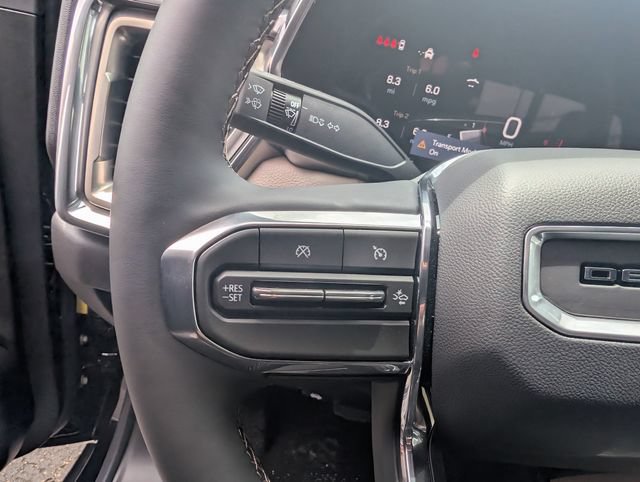 New 2026 GMC Canyon Denali w/ LPO, Denali Black Edition AWD/4WD image 17