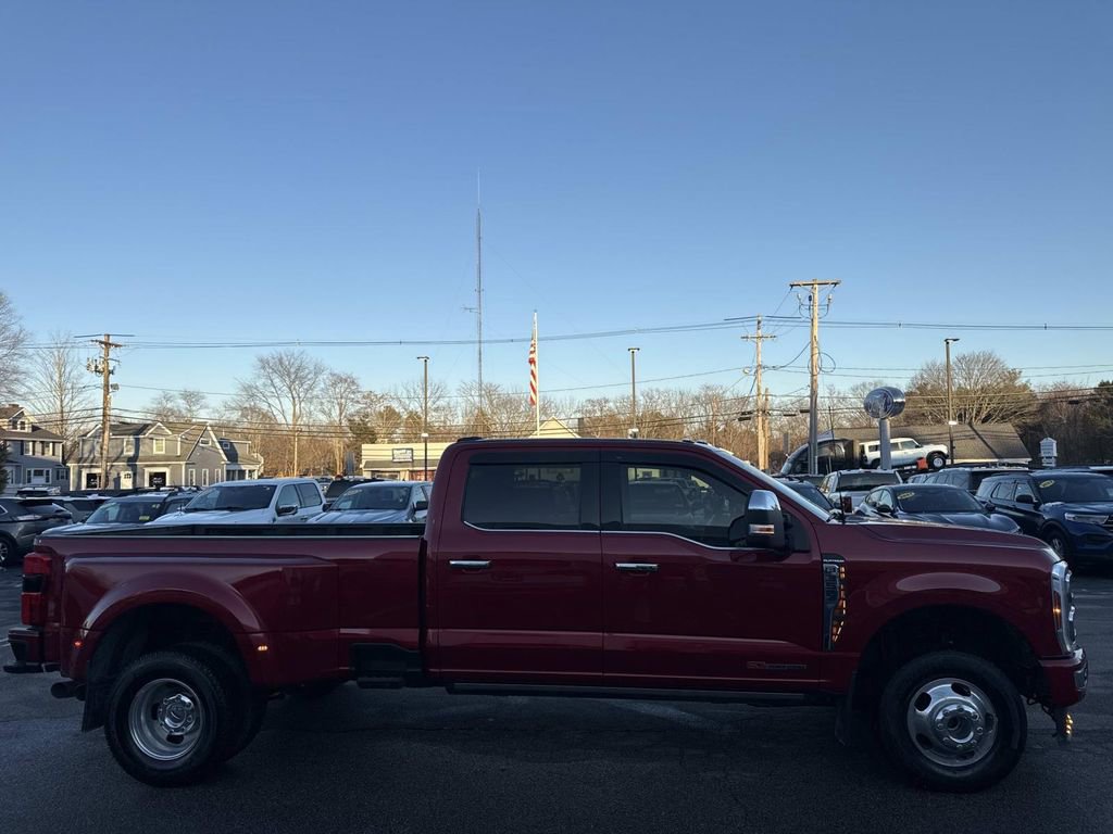Used 2024 Ford F350 Platinum w/ FX4 Off-Road Package image 6
