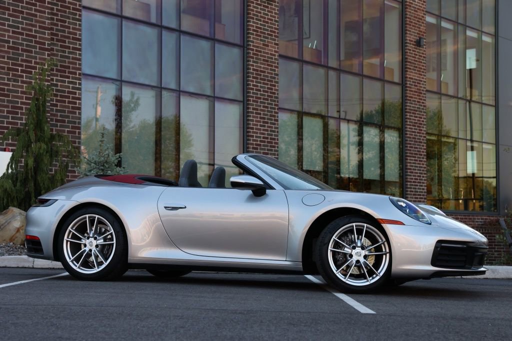 Used 2023 Porsche 911 Carrera w/ Sport Chrono Package image 8