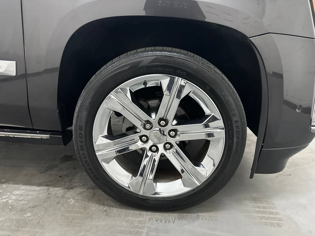 Used 2018 Cadillac Escalade ESV Premium Luxury RWD image 67