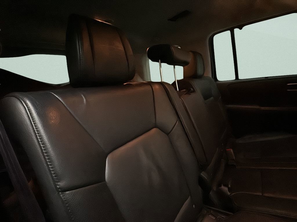 Used 2014 Honda Pilot Touring image 20