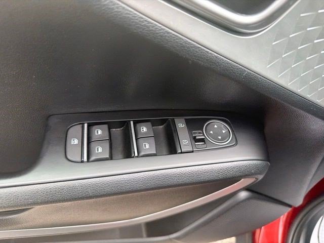Used 2024 Kia Soul LX w/ Option Group 015 FWD image 12