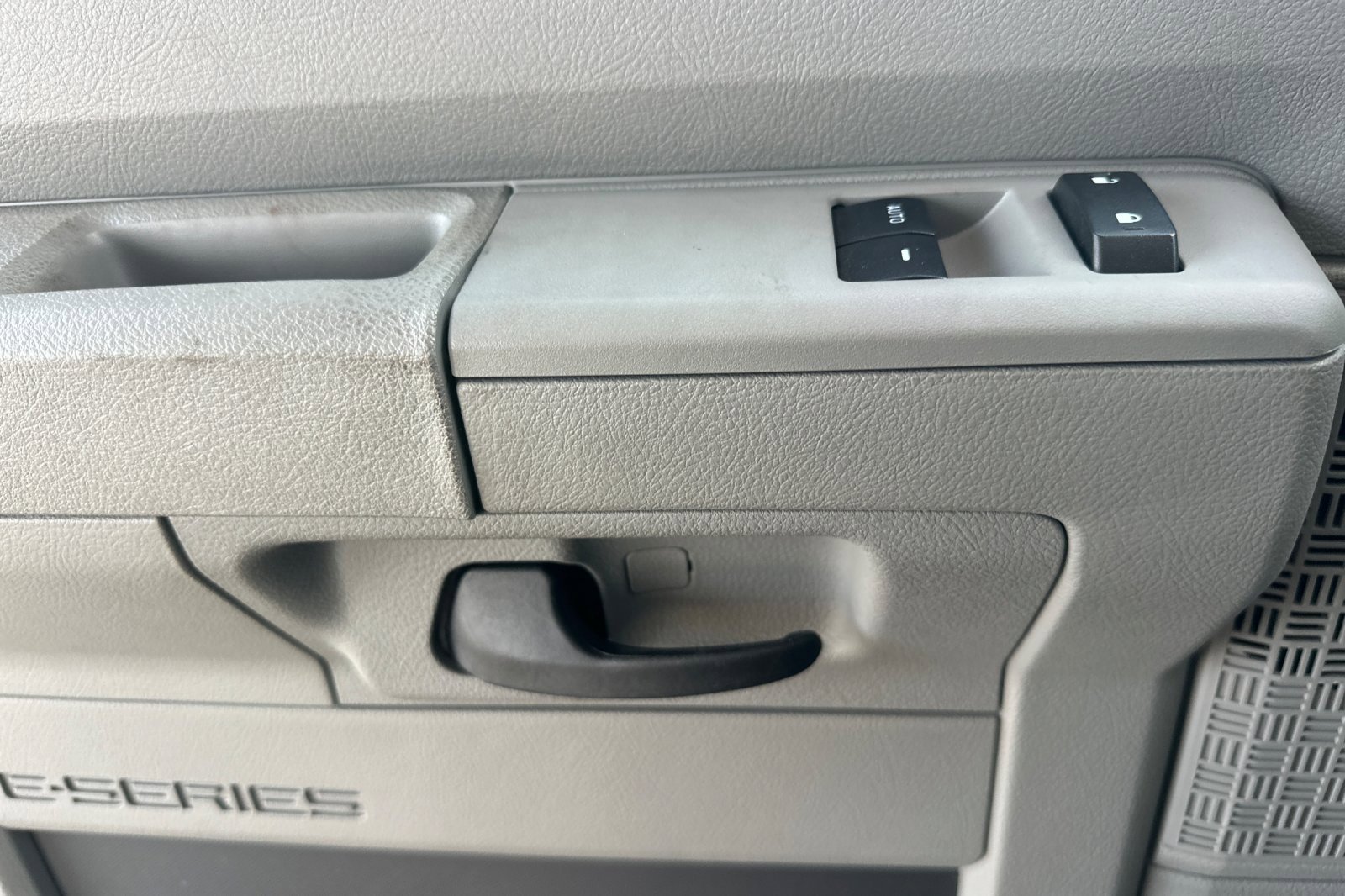 New 2025 Ford E-350 and Econoline 350 Super Duty w/ Power Equipment Group image 11