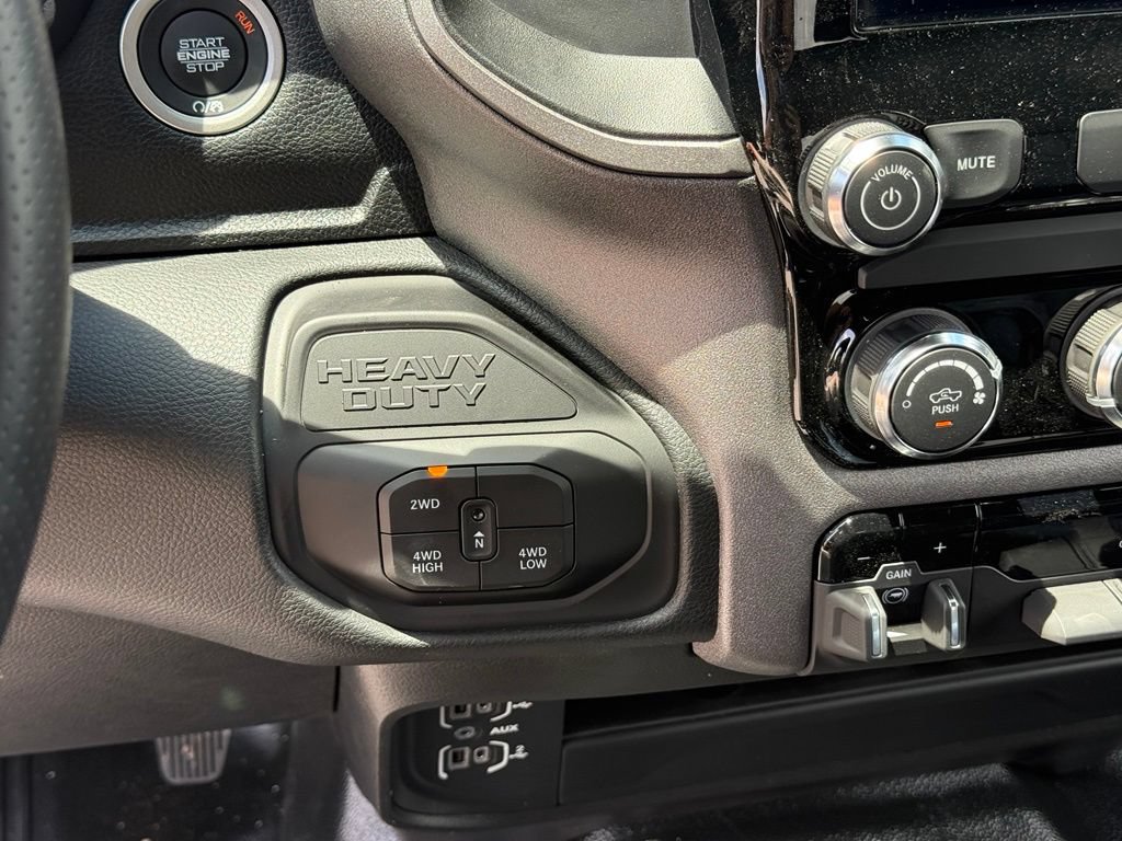 New 2026 RAM 3500 Tradesman AWD/4WD image 20