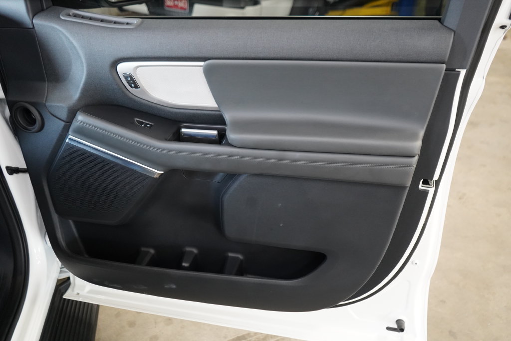 New 2026 Ford Expedition Active AWD/4WD image 17
