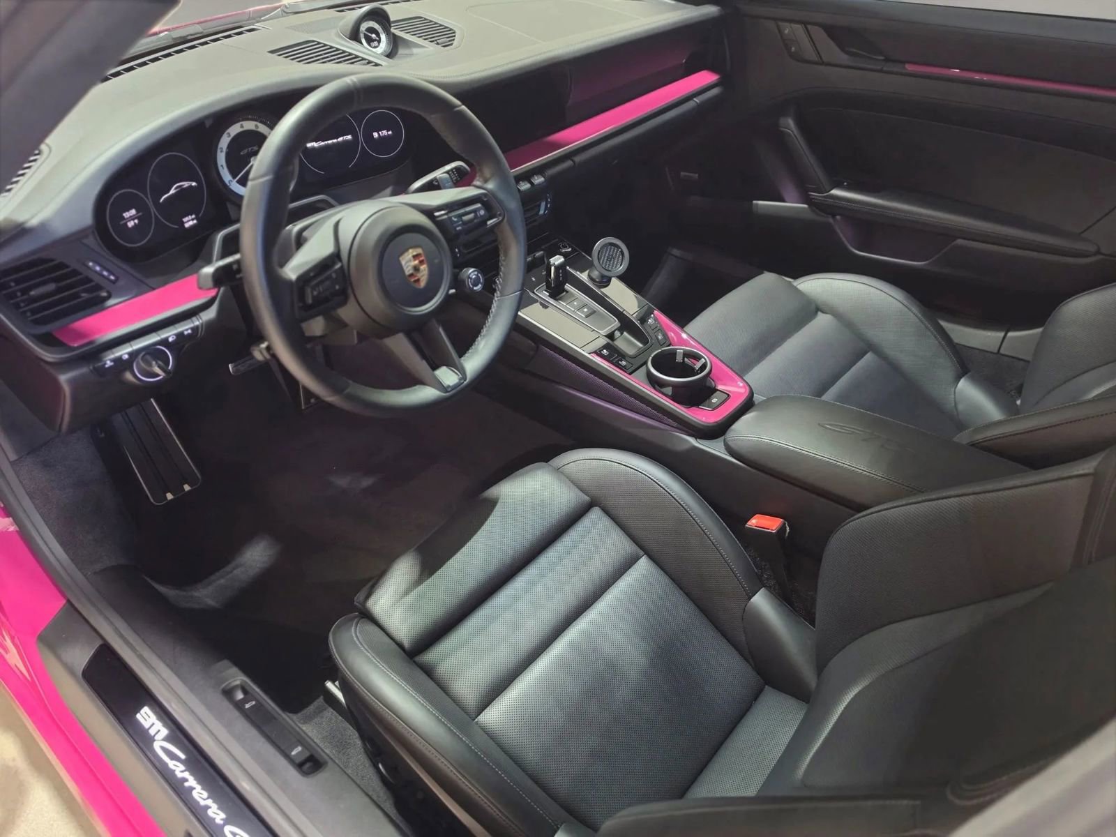 Used 2024 Porsche 911 Carrera GTS w/ Premium Package RWD image 78