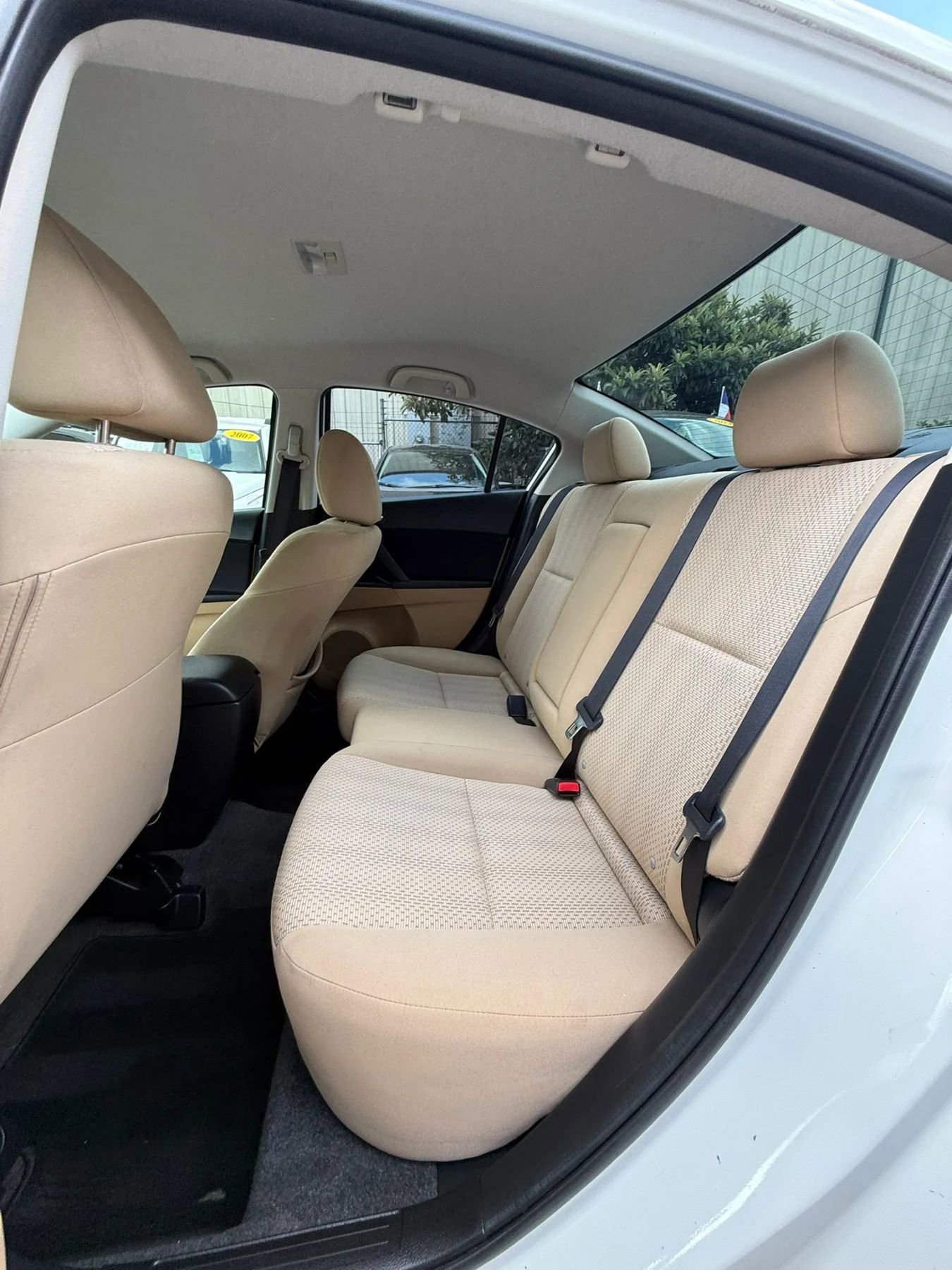 Used 2010 MAZDA MAZDA3 i Touring FWD image 16