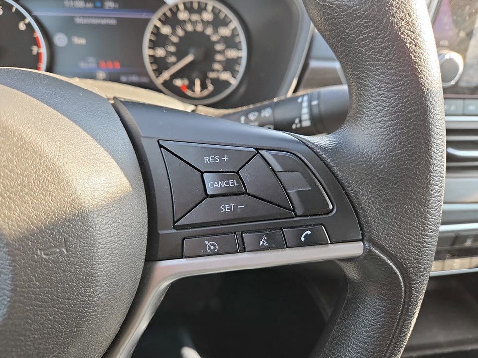 Used 2023 Nissan Altima 2.5 SV image 16