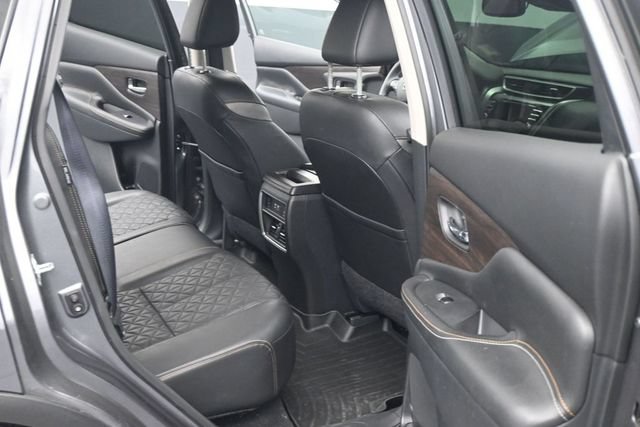 Used 2023 Nissan Murano Platinum w/ Cargo Package FWD image 43