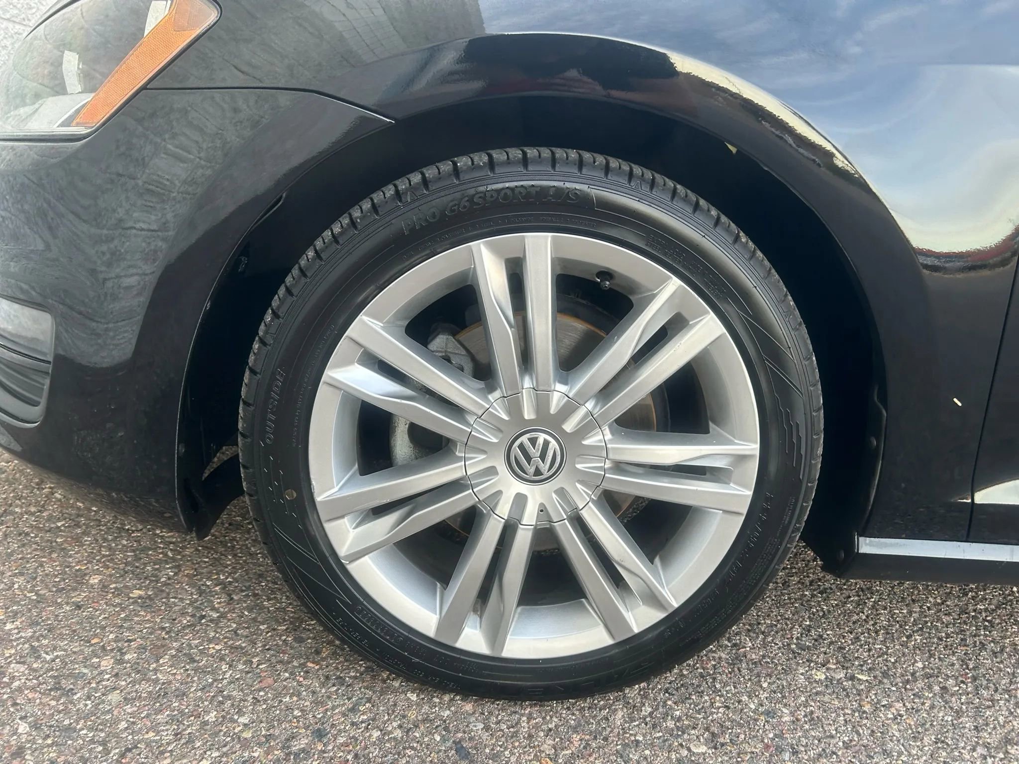 Used 2015 Volkswagen Golf TDI SE image 25