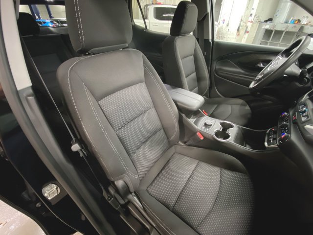 Used 2024 GMC Terrain SLE w/ Driver Convenience Package FWD image 26