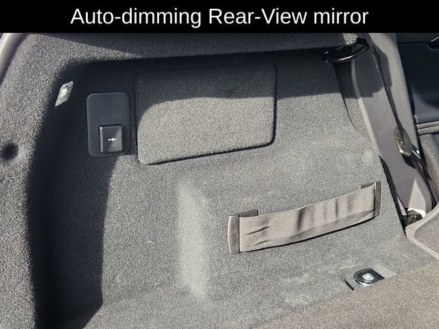 Used 2021 Land Rover Range Rover Evoque S image 32