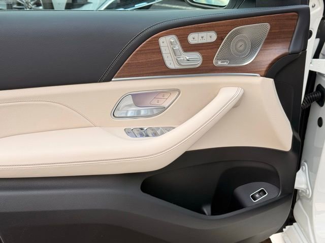 New 2026 Mercedes-Benz GLE 53 AMG 4MATIC image 17