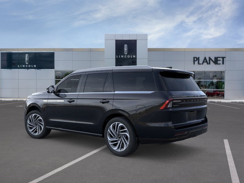 New 2026 Lincoln Navigator Reserve AWD/4WD image 4