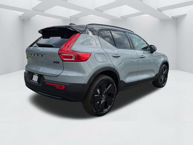 New 2026 Volvo XC40 B5 Ultra w/ Protection Package Premier AWD/4WD image 4