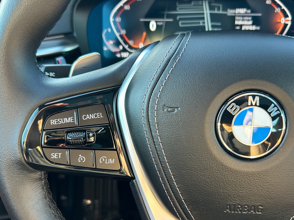 Used 2023 BMW 540i w/ Convenience Package RWD image 19