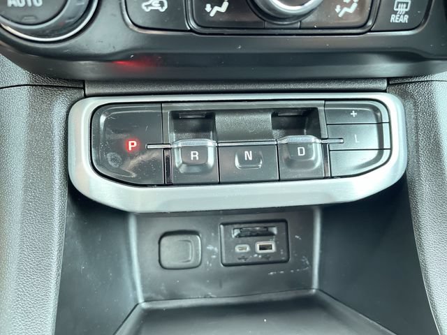 Certified 2023 GMC Acadia SLT FWD image 16