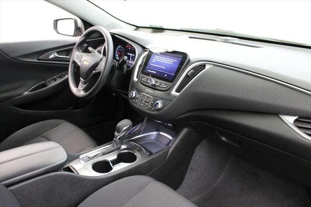 Used 2024 Chevrolet Malibu LT FWD image 24